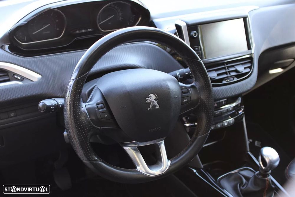 Peugeot 2008 1.6 BlueHDi Allure - 21