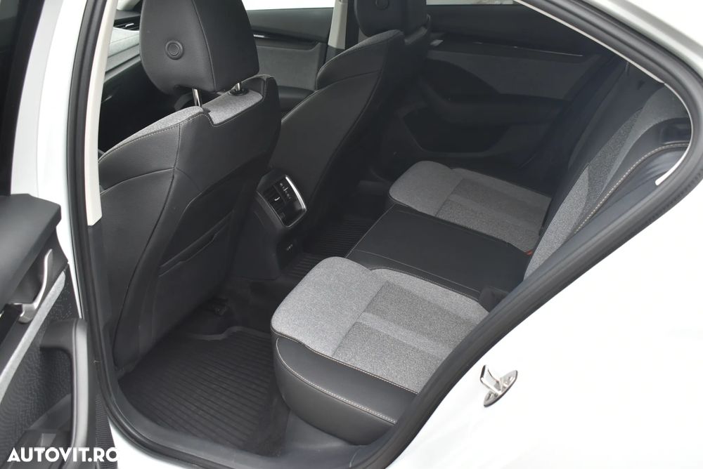 Skoda Octavia 2.0 TDI 150 CP DSG Selection - 12