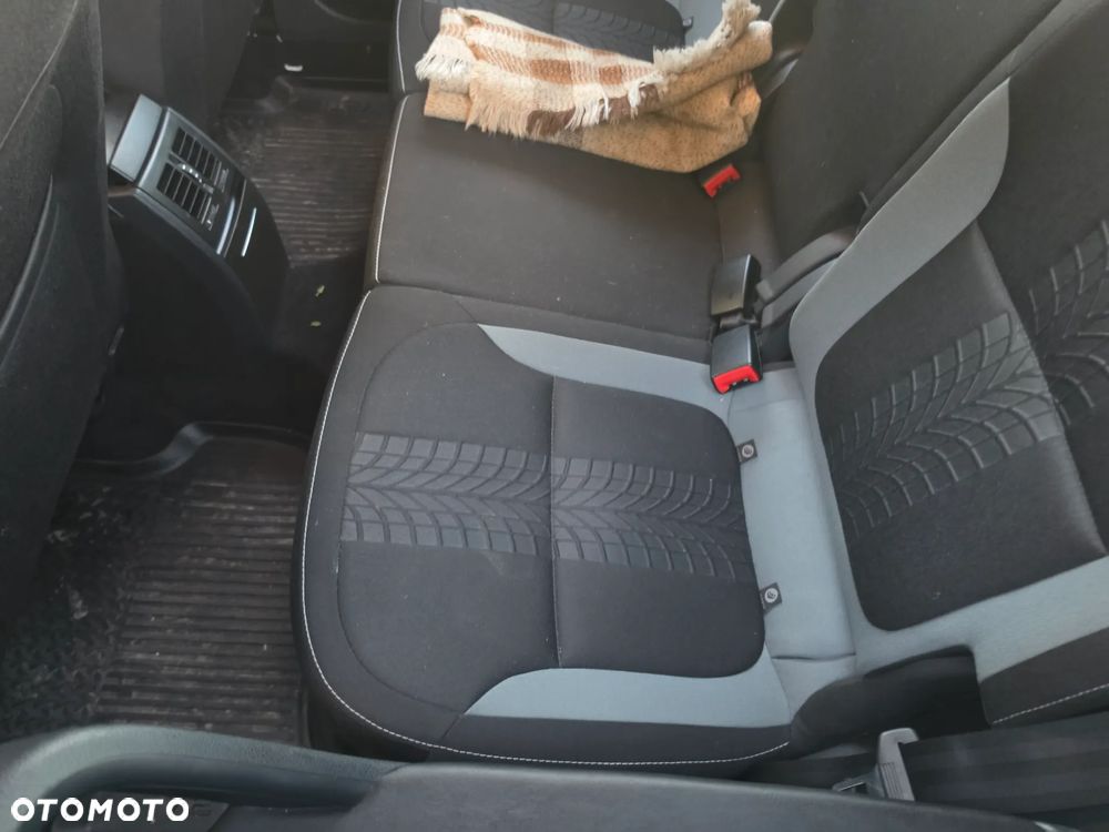 Skoda Yeti - 25