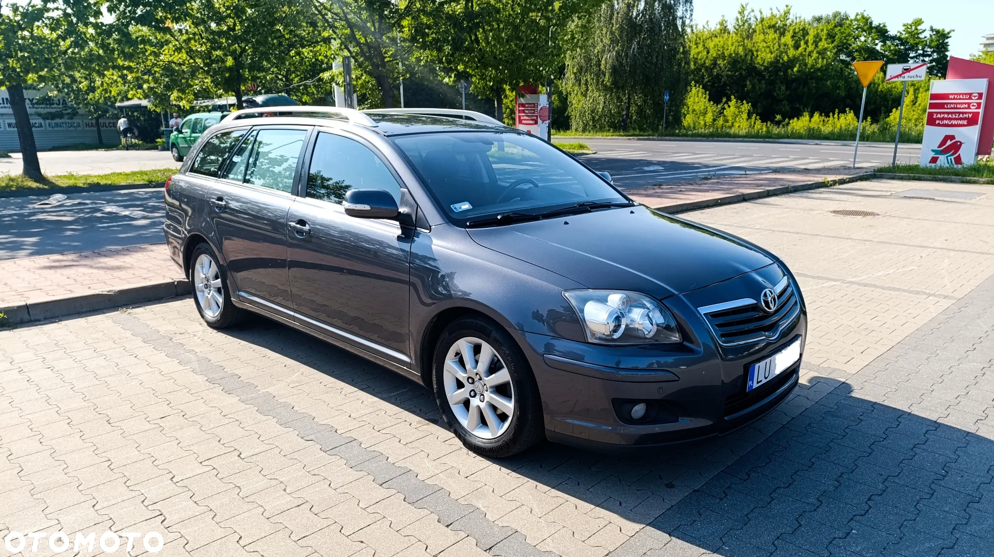 Toyota Avensis 1.8 VVT-i Luna - 5