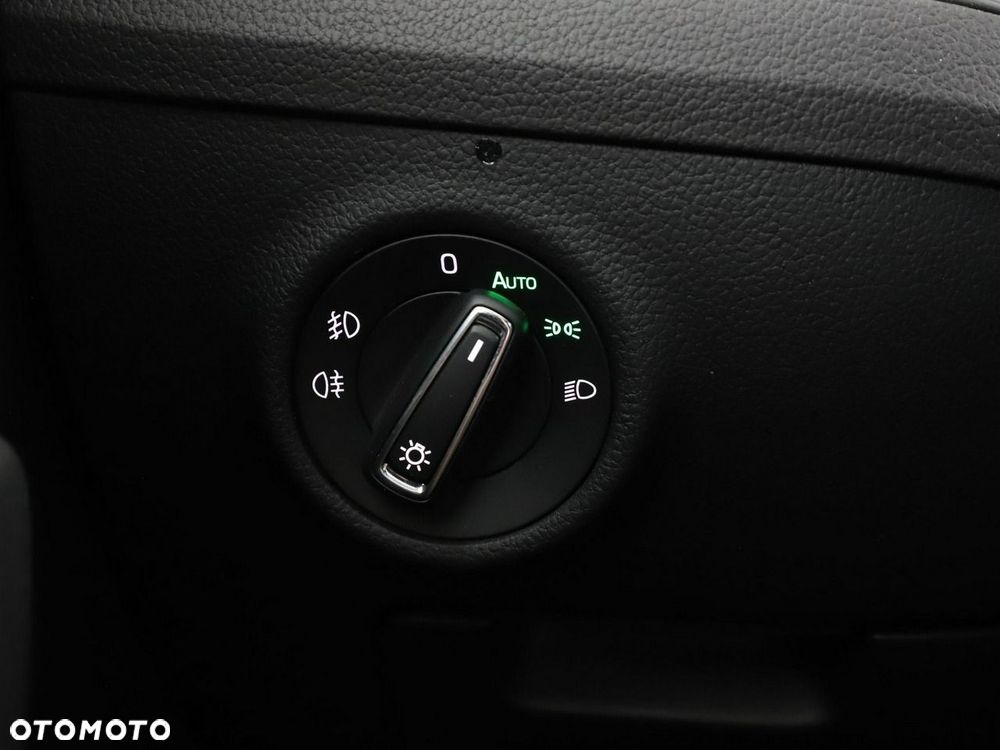 Skoda Superb 2.0 TDI 4x4 DSG Premium Edition - 41