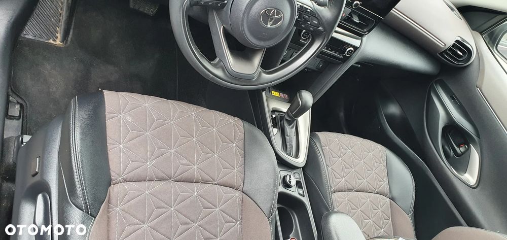 Toyota Yaris Cross - 10