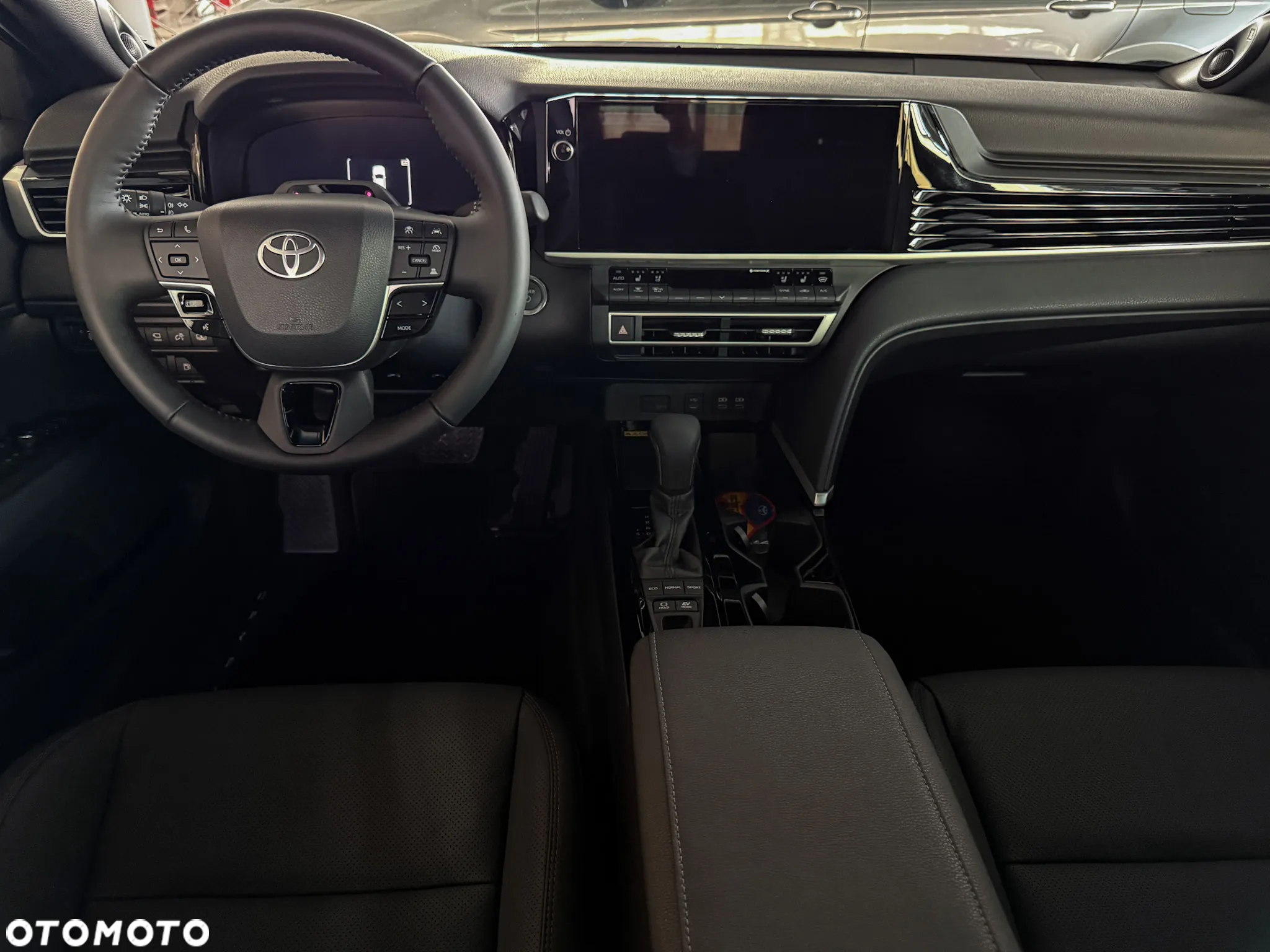 Toyota Camry - 9