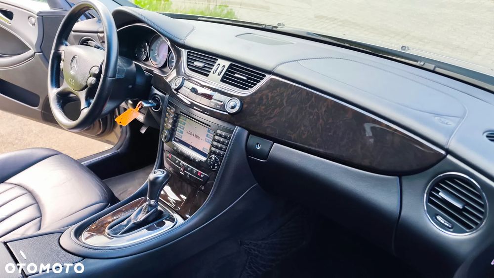 Mercedes-Benz CLS 320 CDI - 32