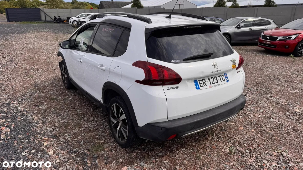 Peugeot 2008 PureTech 110 Stop&Start GT-Line Edition - 3