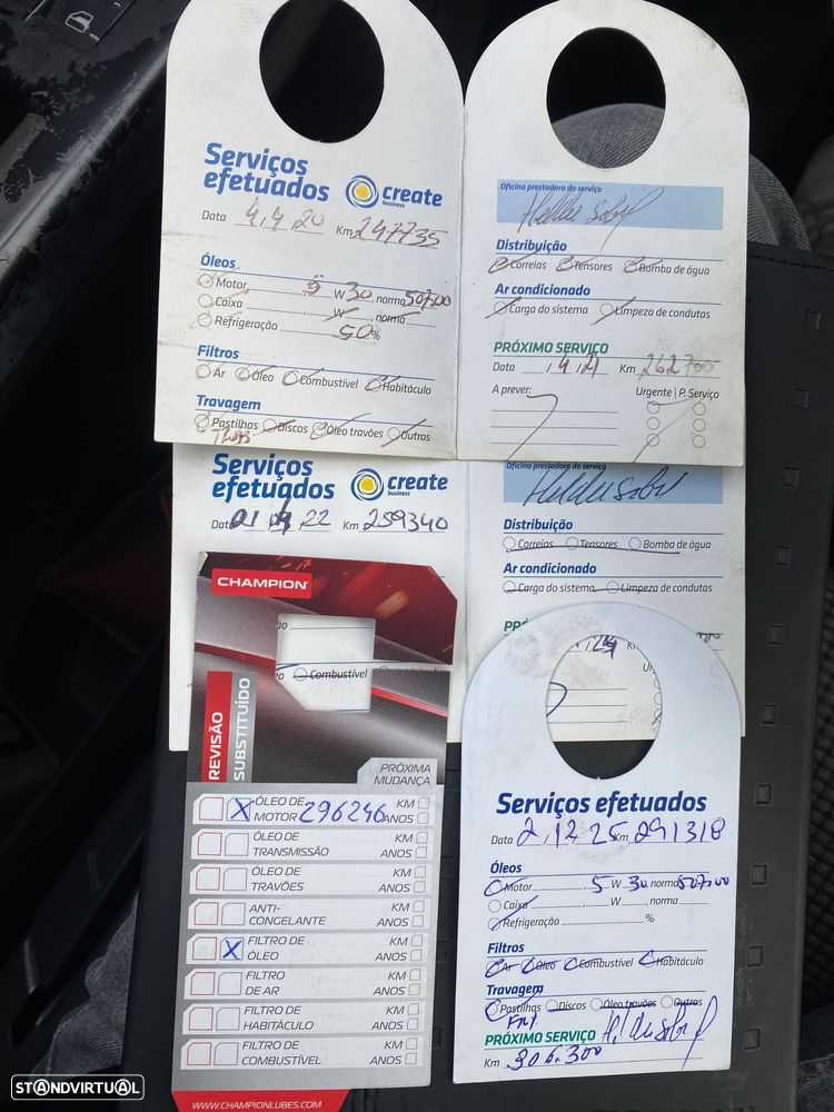 VW Touran 2.0 TDI Trendline 7L - 29