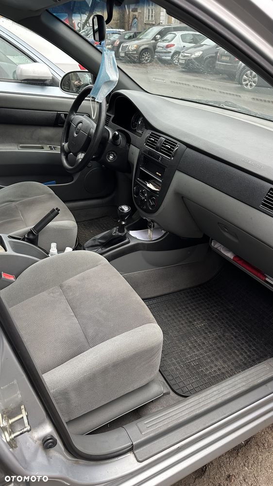 Chevrolet Lacetti 1.4 Star - 10