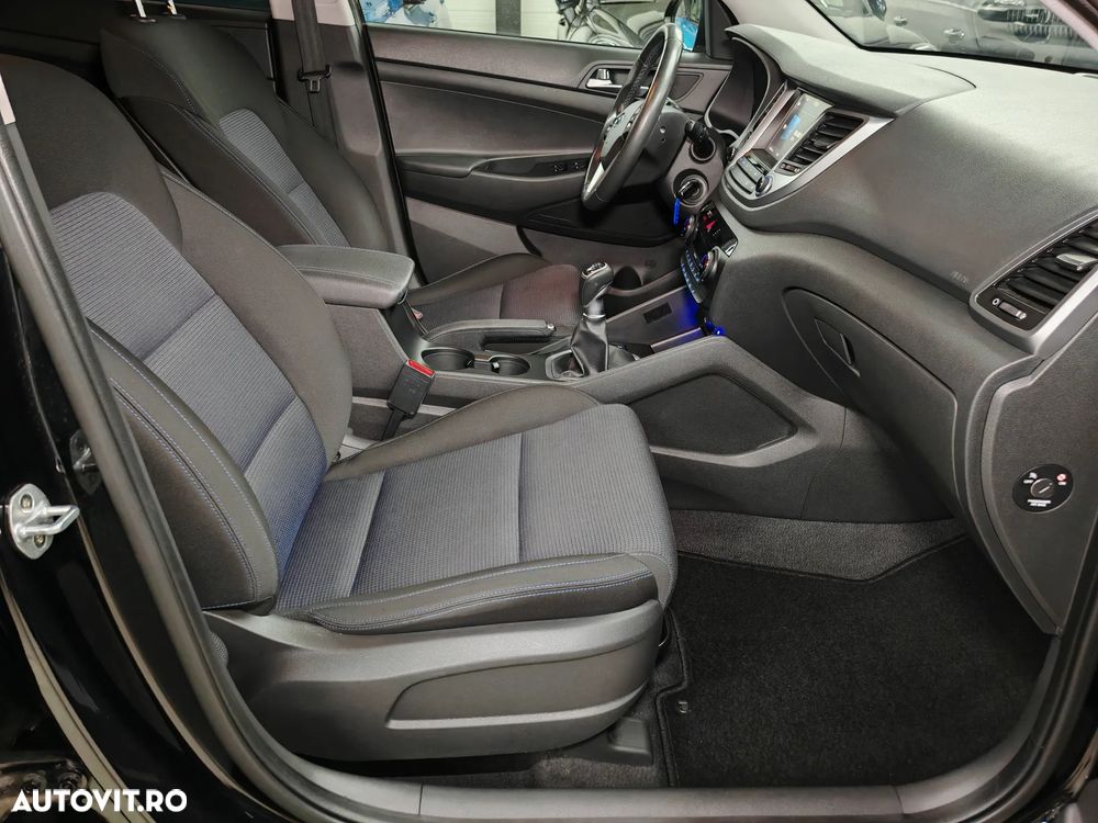 Hyundai Tucson blue 1.7 CRDi 2WD Classic - 9