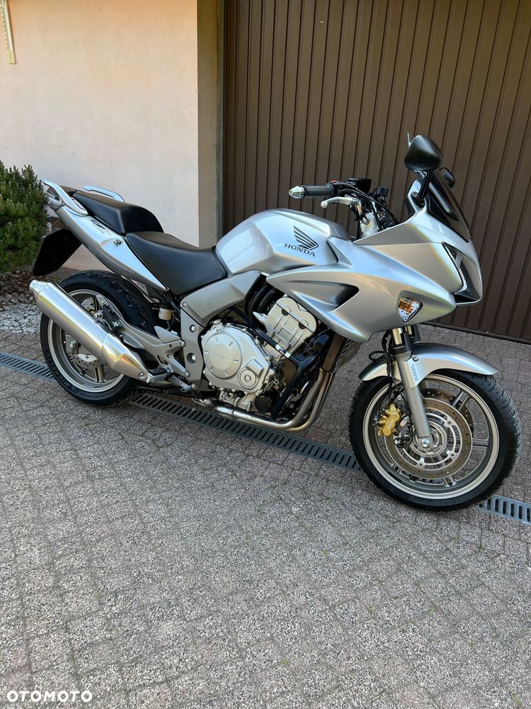 Honda CBF - 9