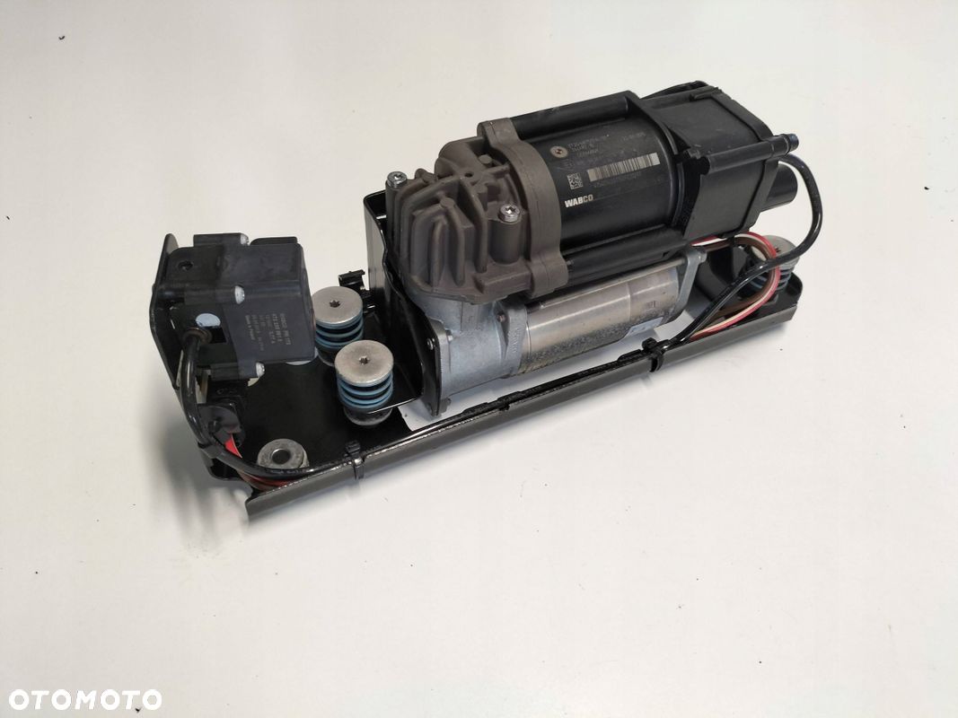KOMPRESOR POMPA ZAWIESZENIA BMW F07 F10 F11 6875176 - 1