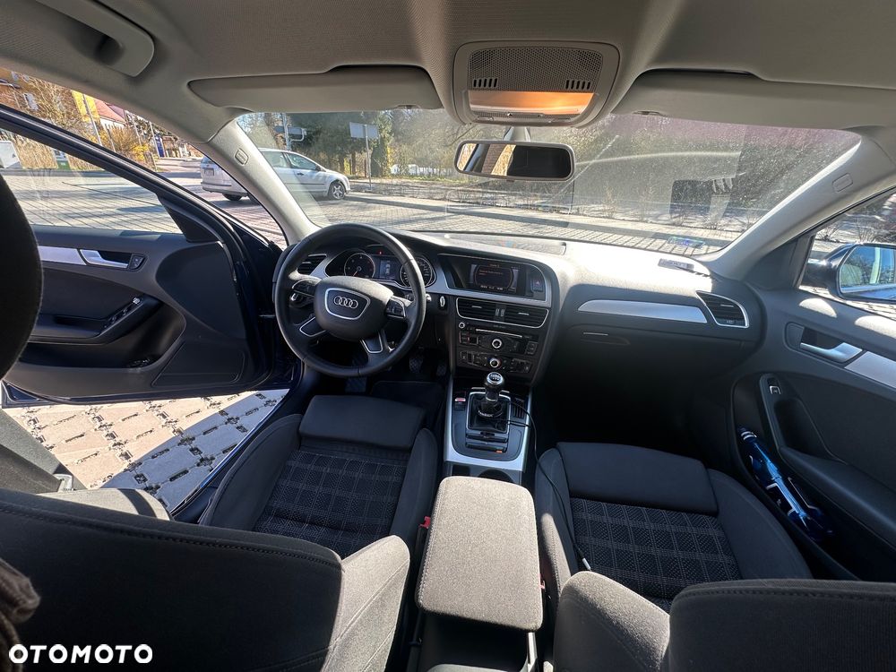 Audi A4 Avant 2.0 TDI - 7