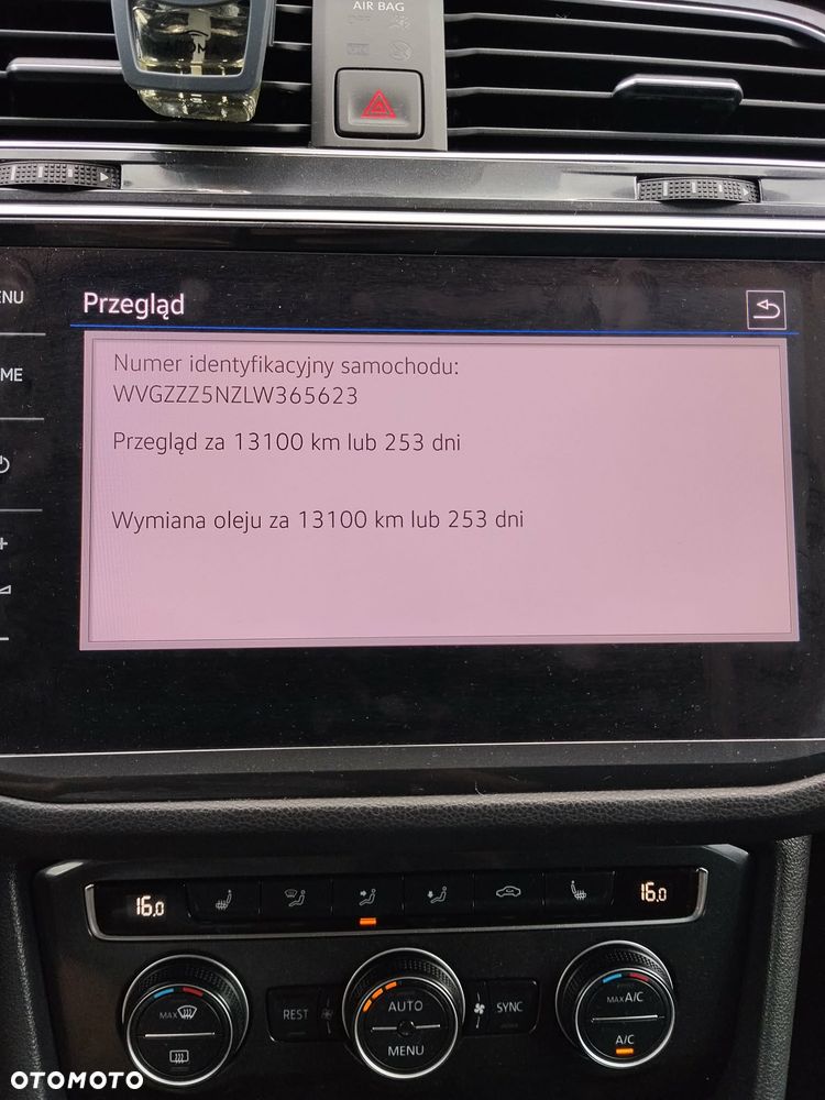 Volkswagen Tiguan - 19