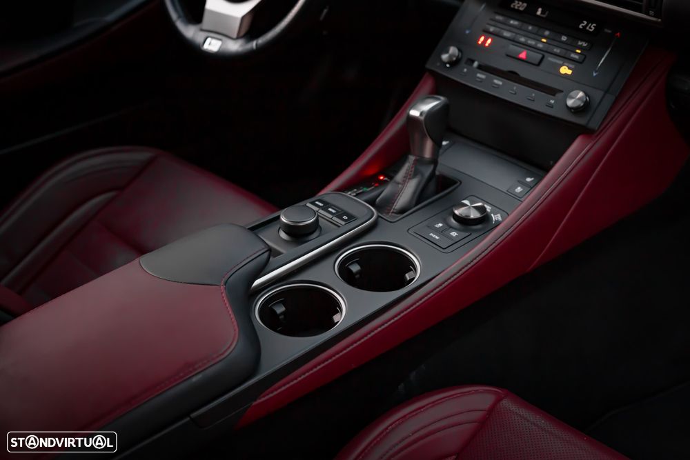 Lexus RC 300h F Sport+ - 30