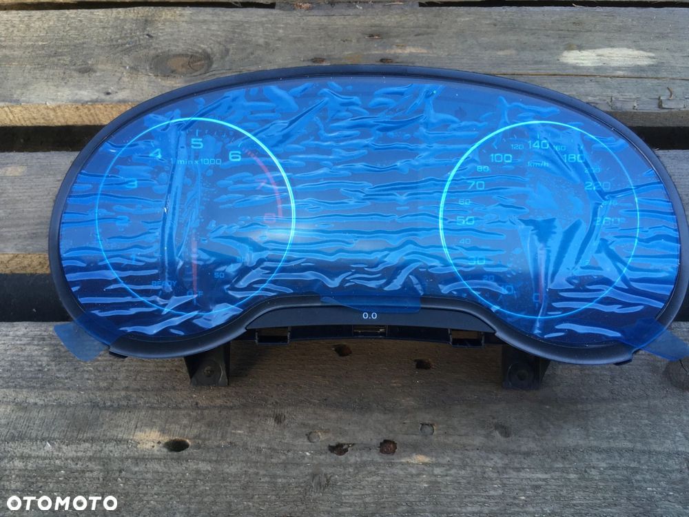 LICZNIK ZEGARY AUDI Q2 81A 81A920740E - 2