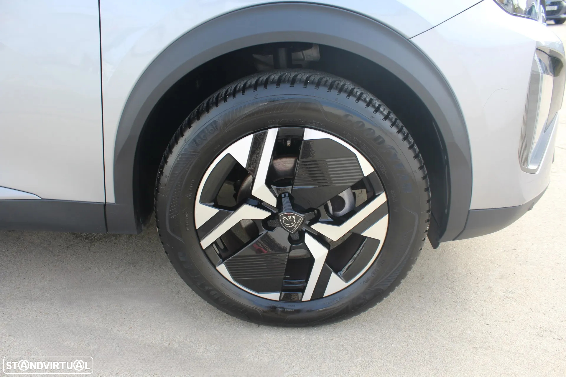Peugeot 2008 1.2 PureTech GT EAT8 - 35