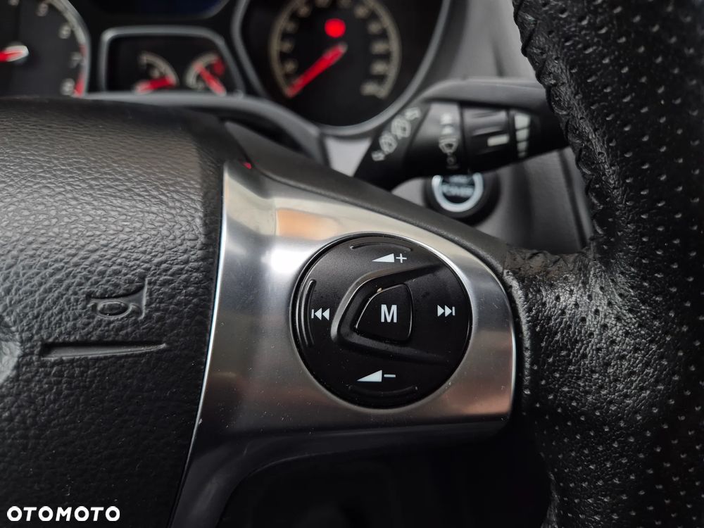Ford Focus - 12