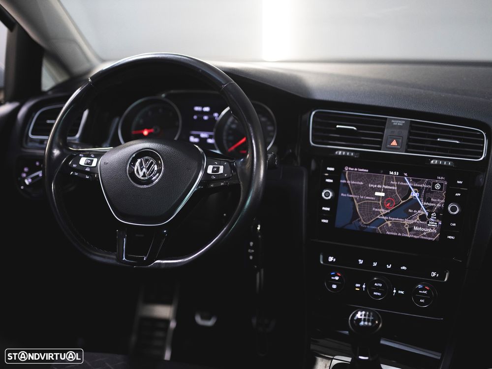 VW Golf 1.0 TSI Join - 16