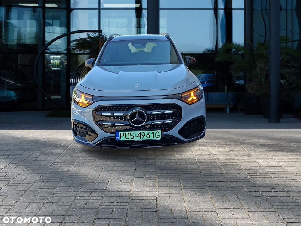 Mercedes-Benz GLB - 17