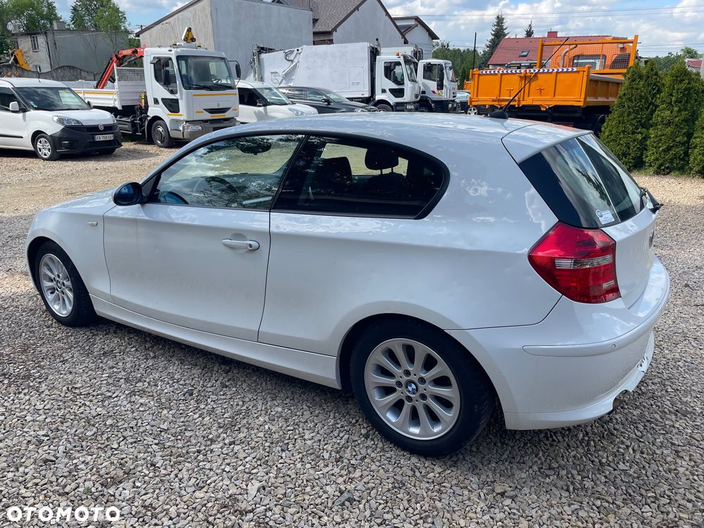 BMW Seria 1 - 10
