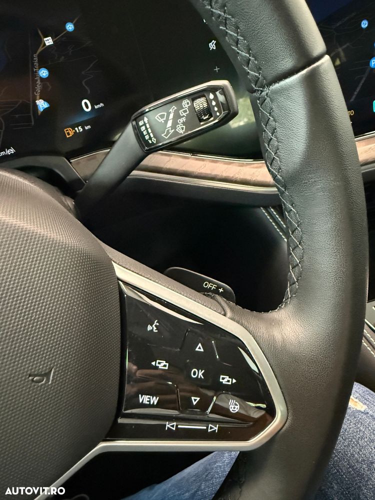 Volkswagen Touareg V6 TDI 4MOTION Elegance - 10