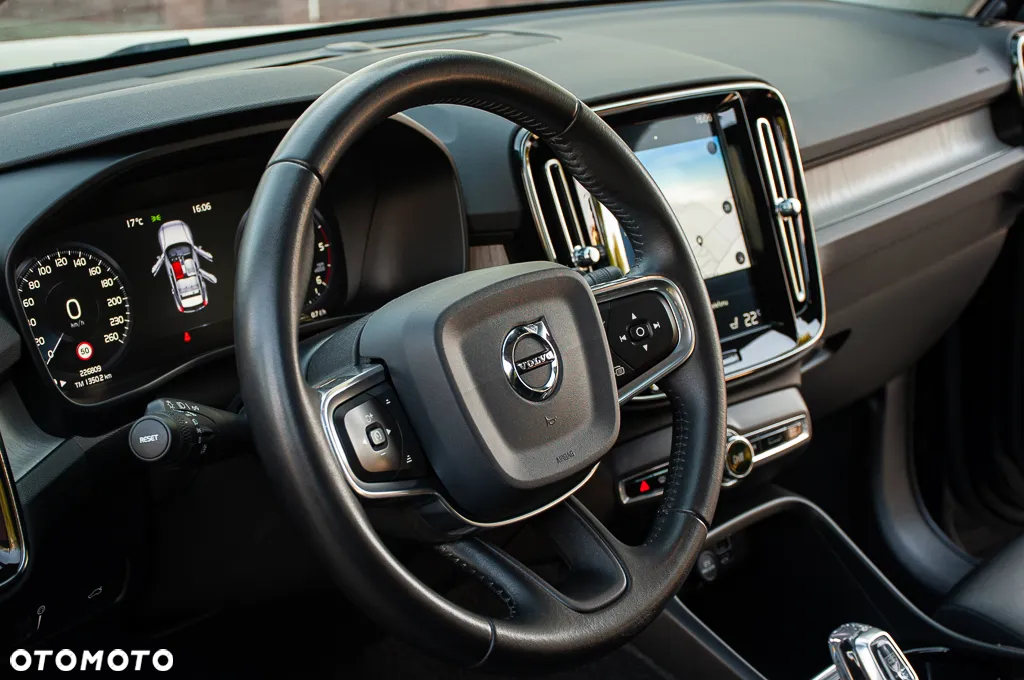 Volvo XC 40 D3 Inscription - 16