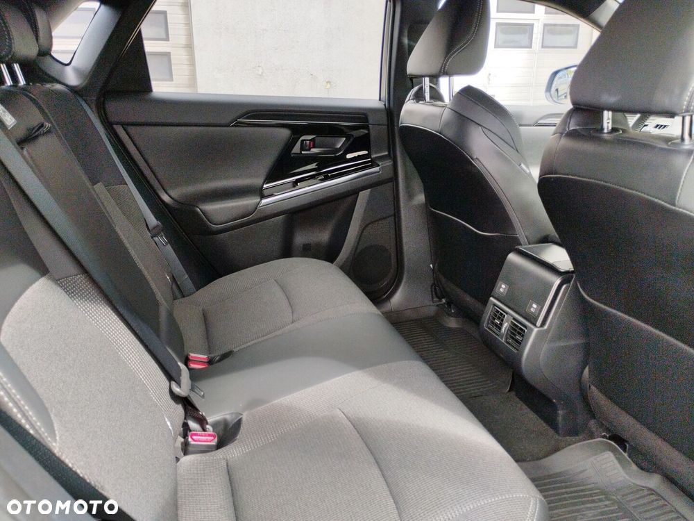 Toyota bZ4X 71.4kWh Prestige - 10