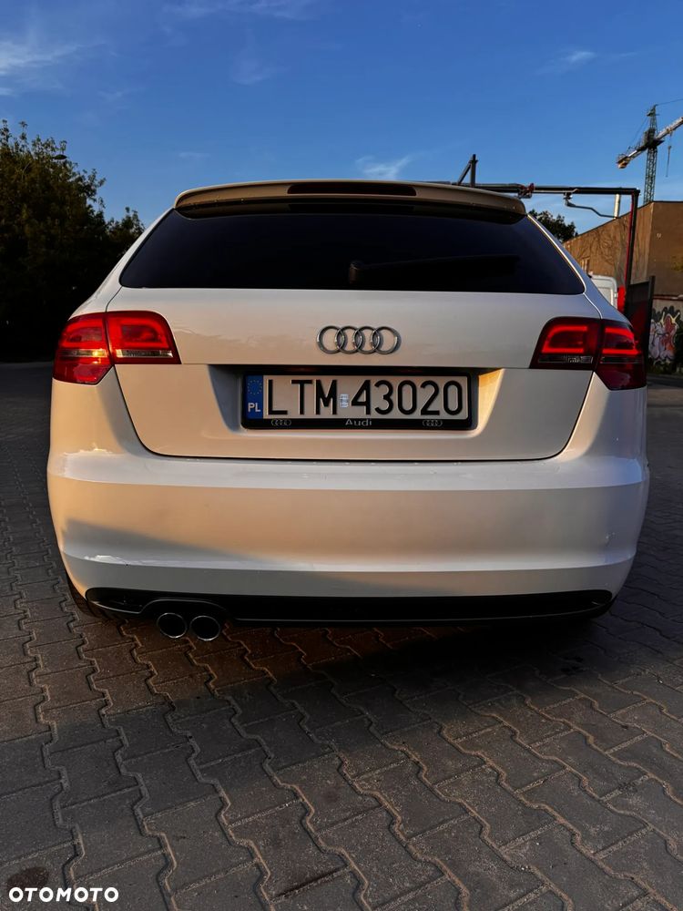 Audi A3 Sportback - 9