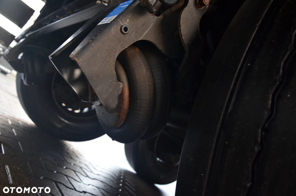 Schmitz Cargobull 2022r / OŚ PODNOSZONA / CODE XL / OCYNK / 0642 - 6