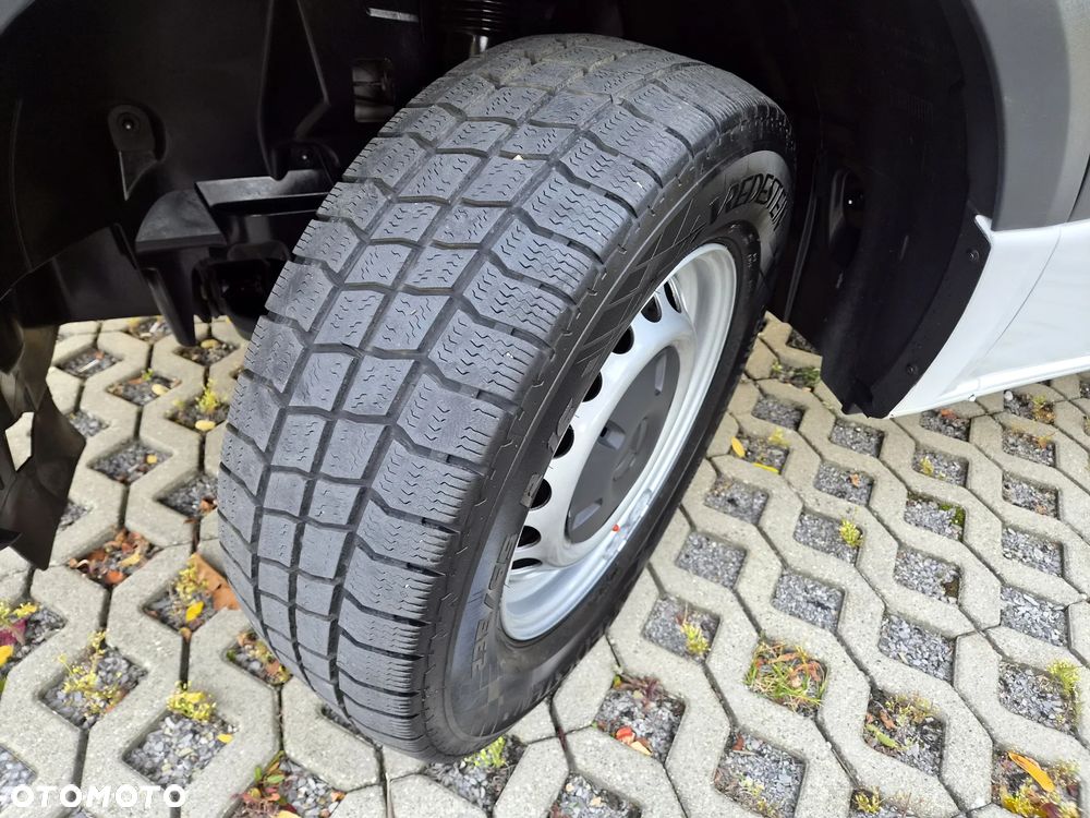 Mercedes-Benz Sprinter - 36