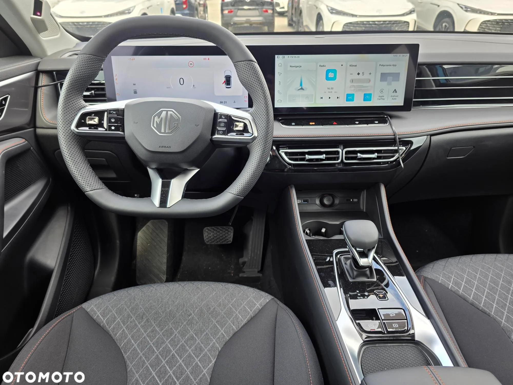 MG HS 1.5 T-GDI Excite DCT - 9