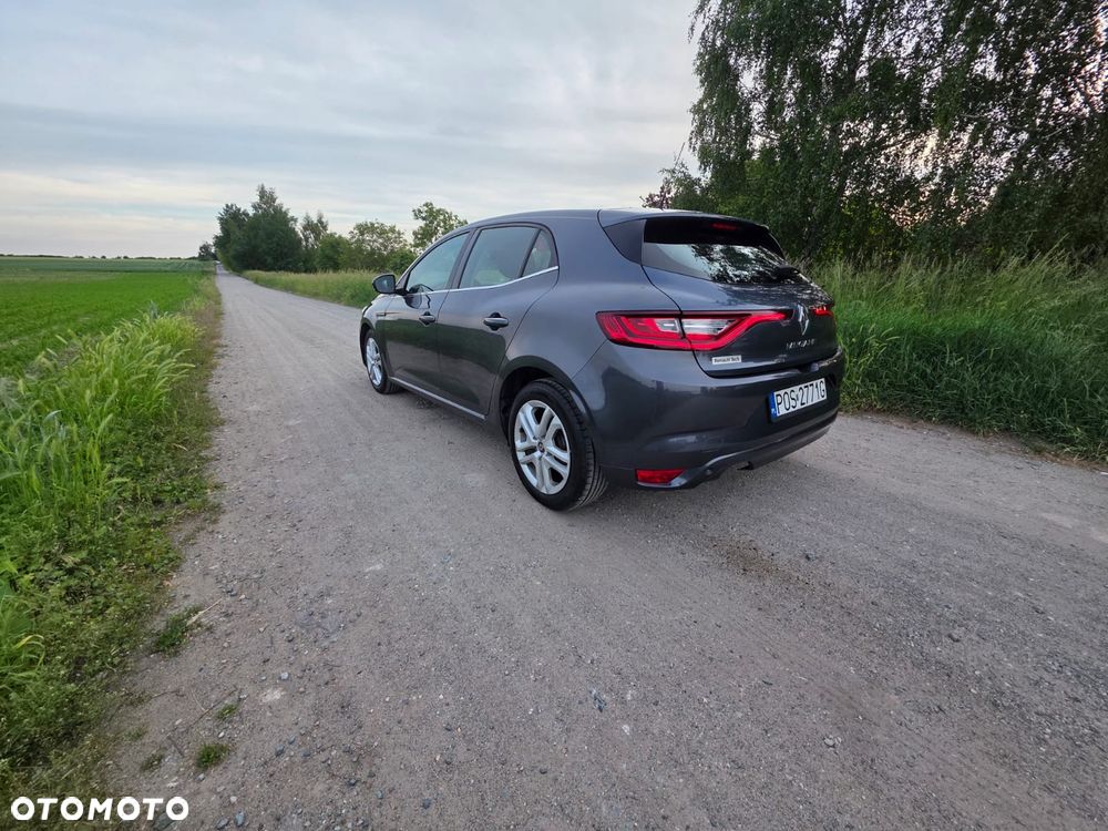 Renault Megane 1.5 Blue dCi Intens - 11