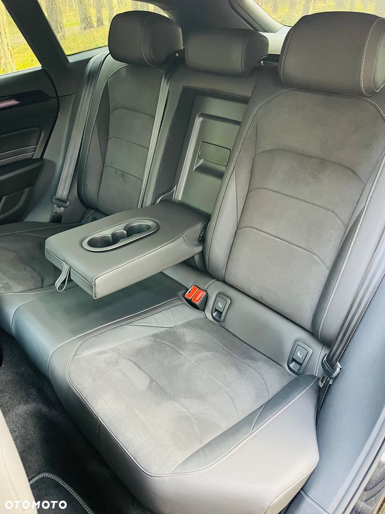 Volkswagen Arteon 2.0 TDI SCR 4Motion DSG R-Line - 30