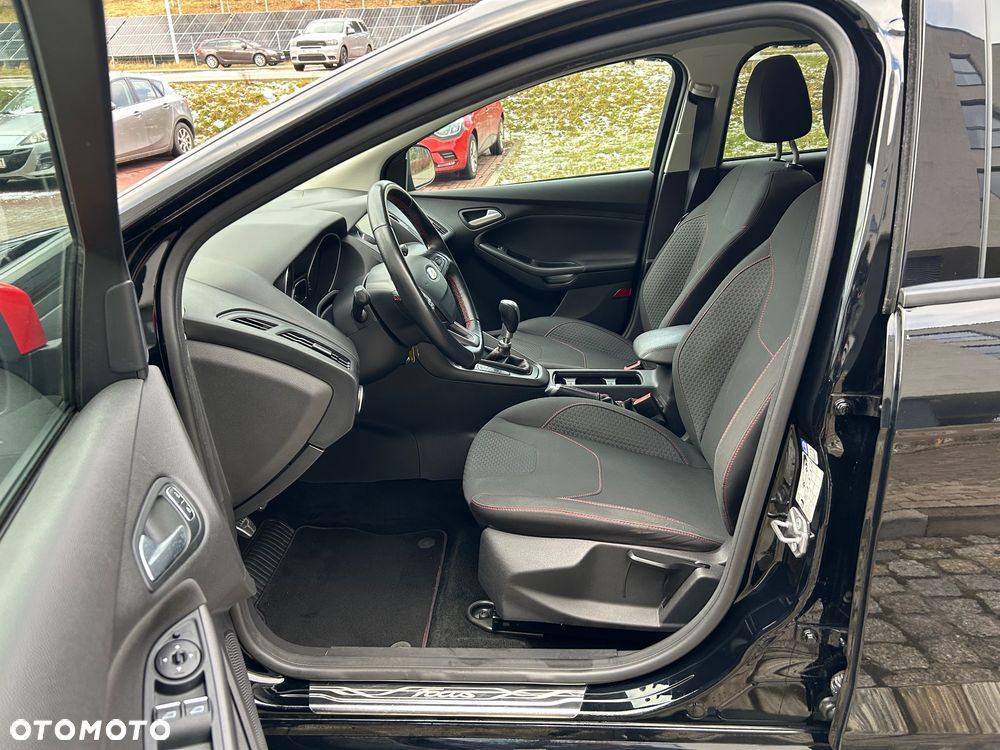 Ford Focus 1.5 EcoBoost STart-Stopp-System ST-Line - 18