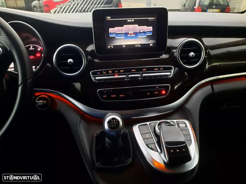 Mercedes-Benz V 220 - 11