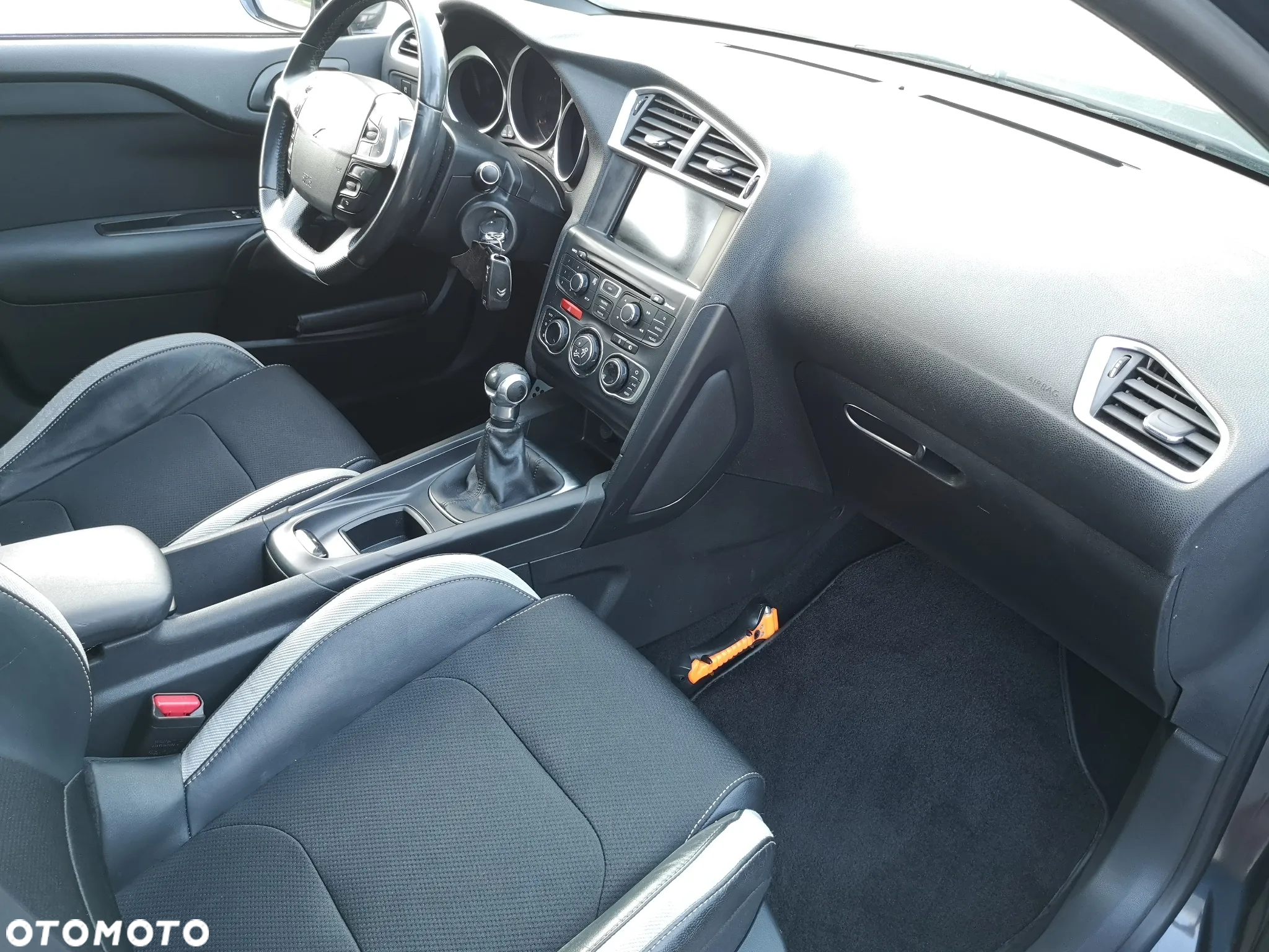 Citroën DS4 1.6 VTi SoChic - 28