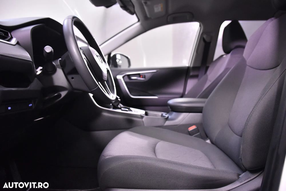 Toyota RAV4 - 23