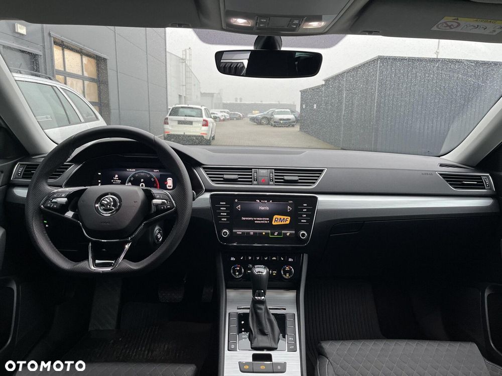 Skoda Superb 1.5 TSI Ambition DSG - 10