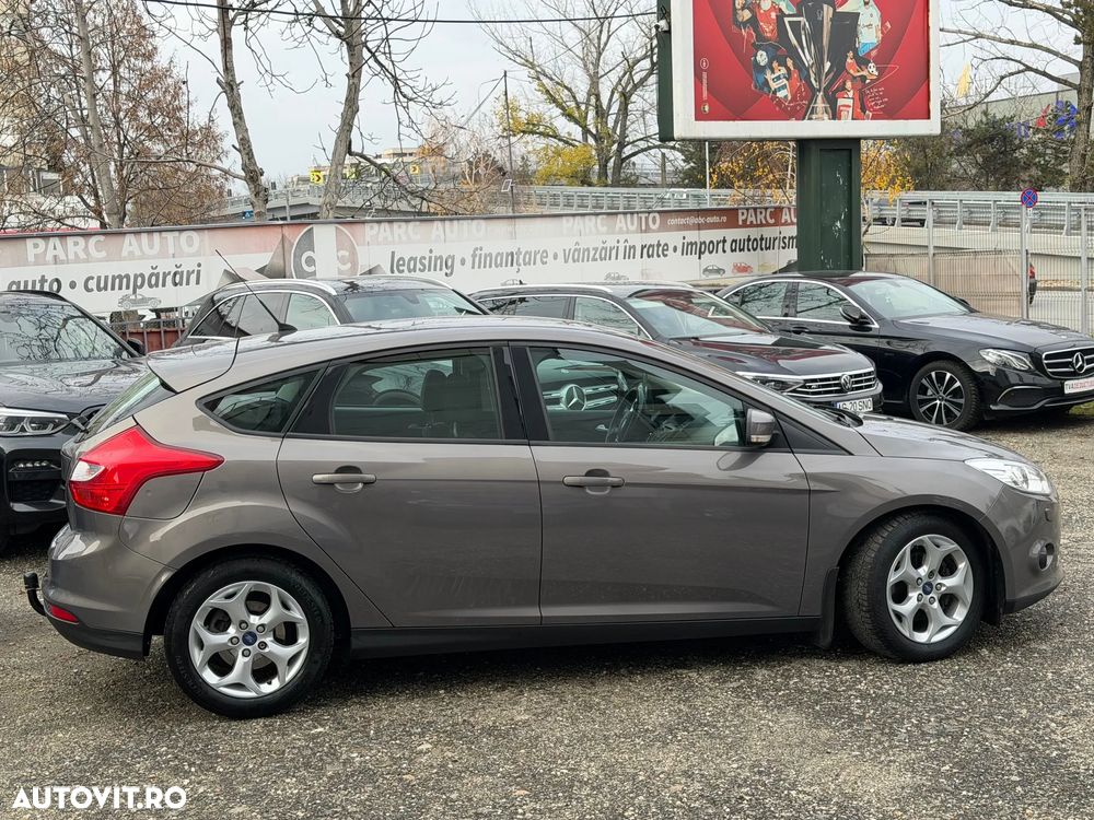 Ford Focus - 5