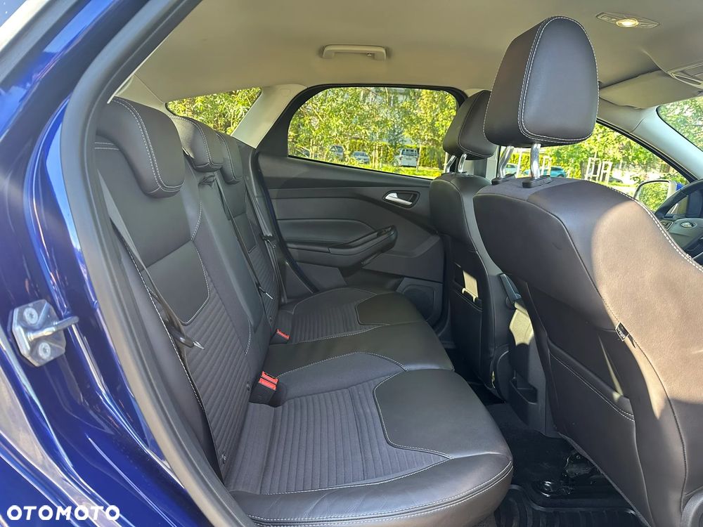 Ford Focus 1.0 EcoBoost Titanium ASS - 11