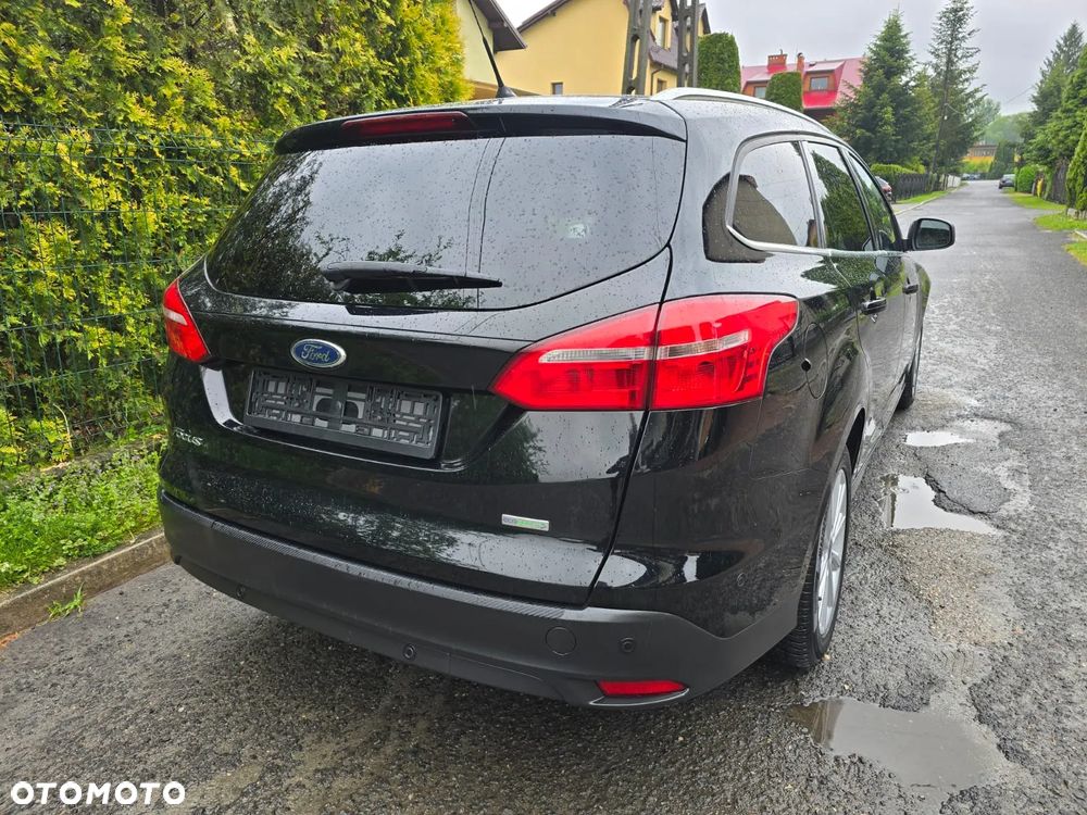 Ford Focus 1.0 EcoBoost Titanium - 11