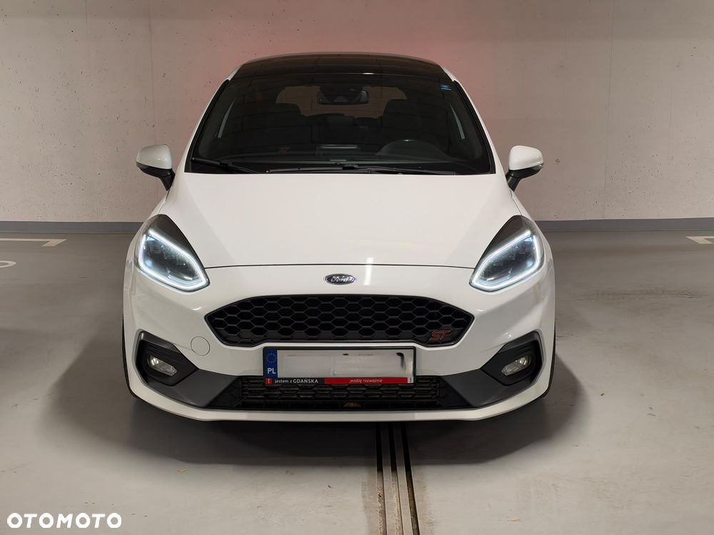 Ford Fiesta 2018 photo 3