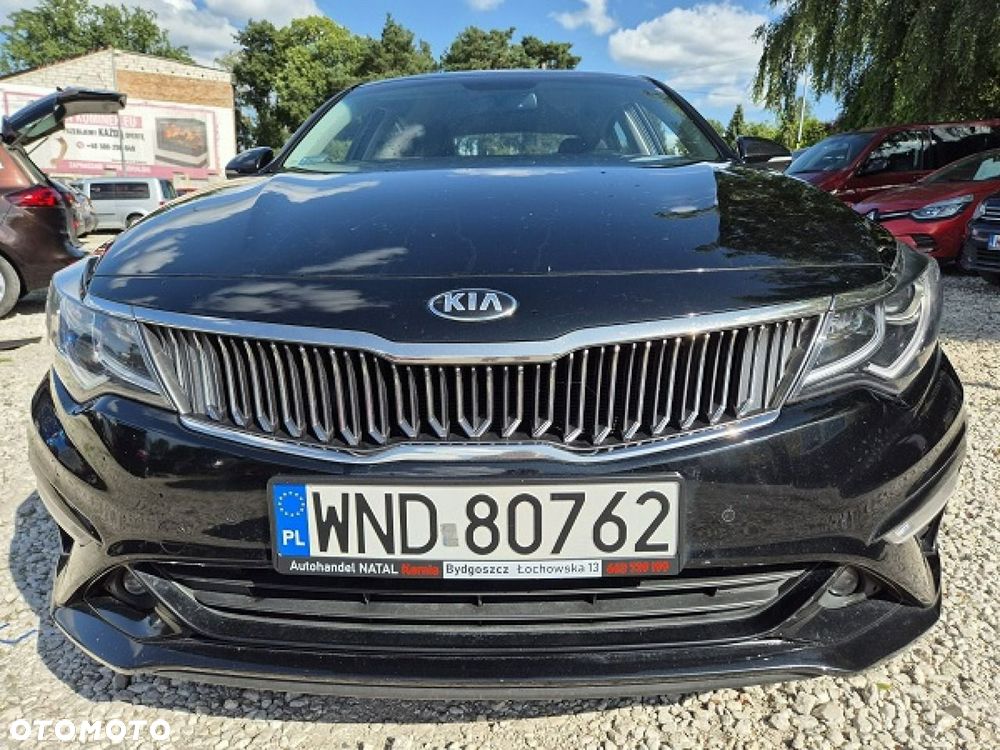 Kia Optima 2.0 L - 7