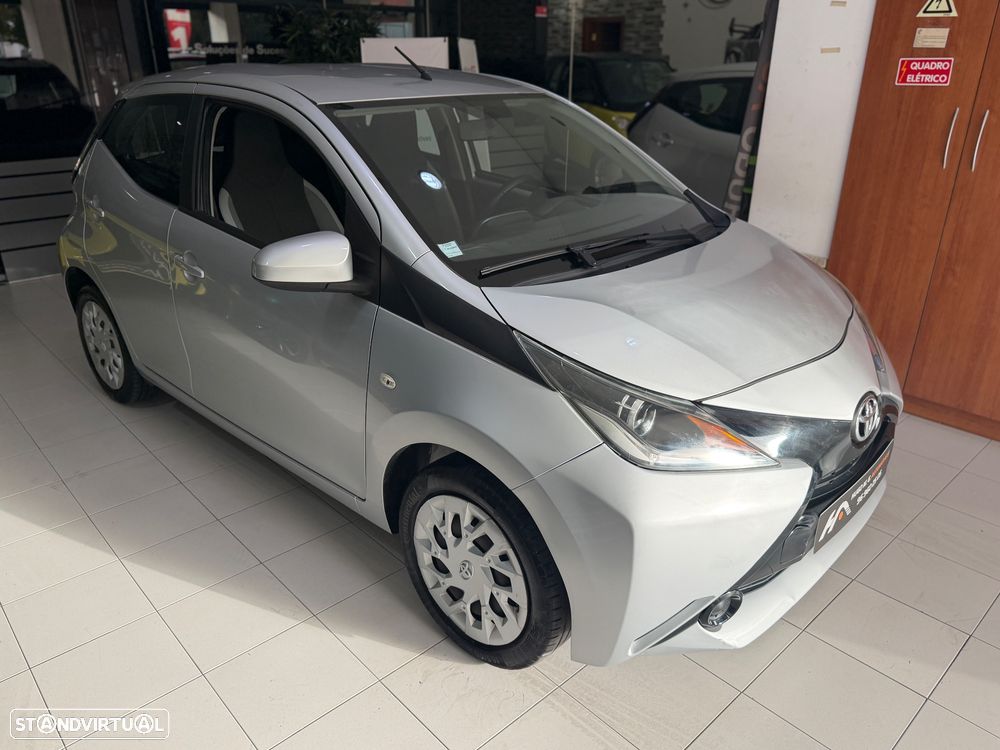 Toyota Aygo 1.0 Plus - 6