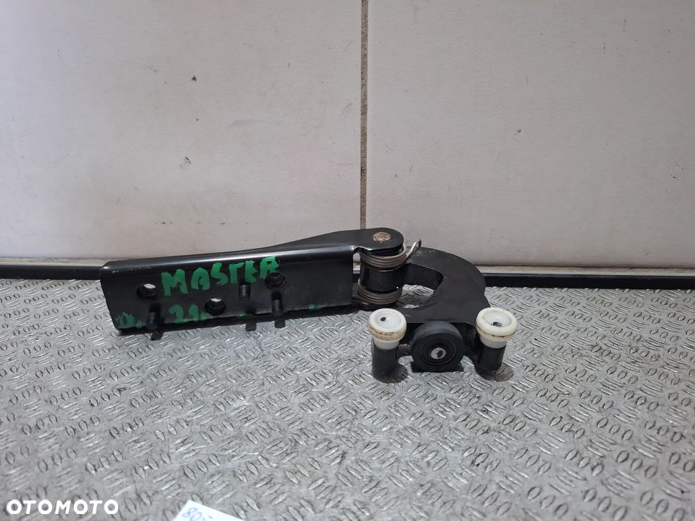 Rolka drzwi przesuwnych prawych Renault Master IV 2021 rok 2,3Dci nr 777640623R - 1