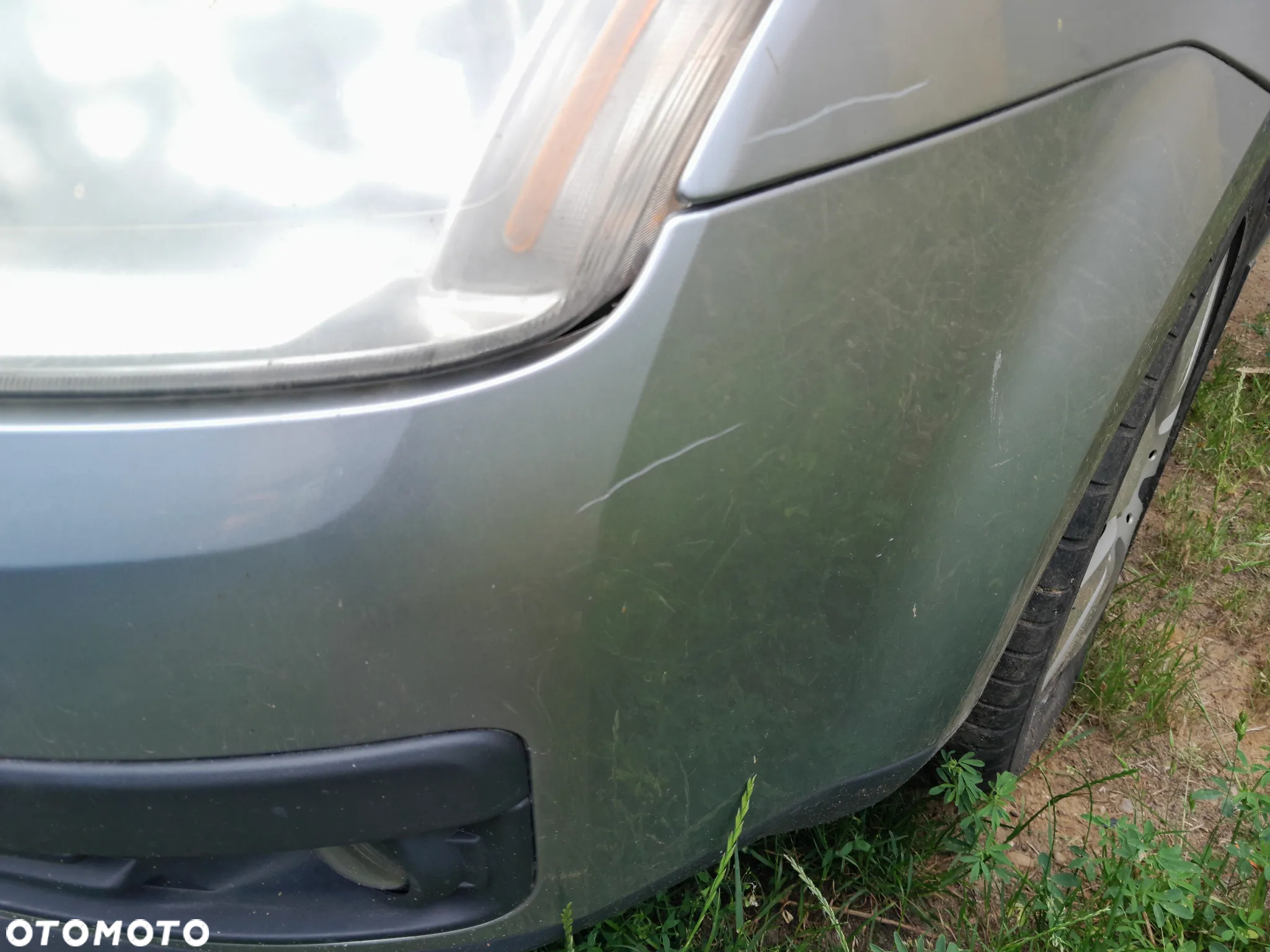 Zderzak przedni FORD C-max mk1 03-06r. D1 - 5