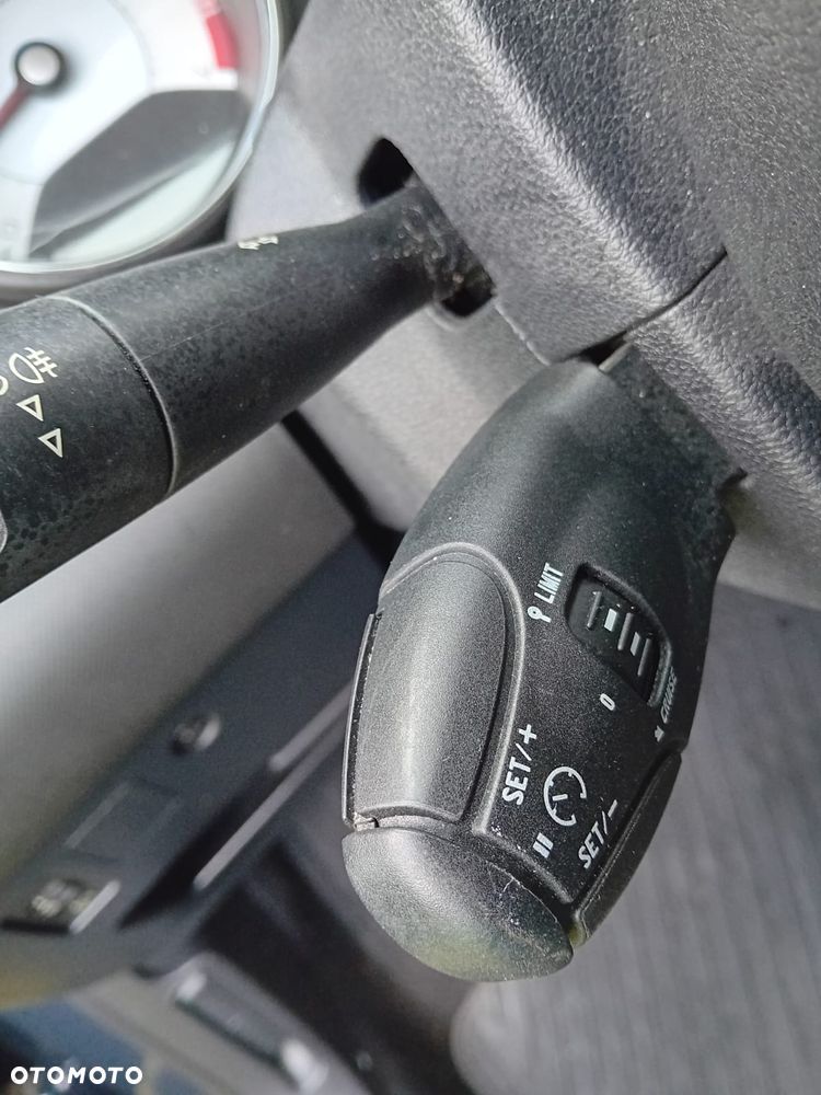 Peugeot 308 120 VTi Style - 20