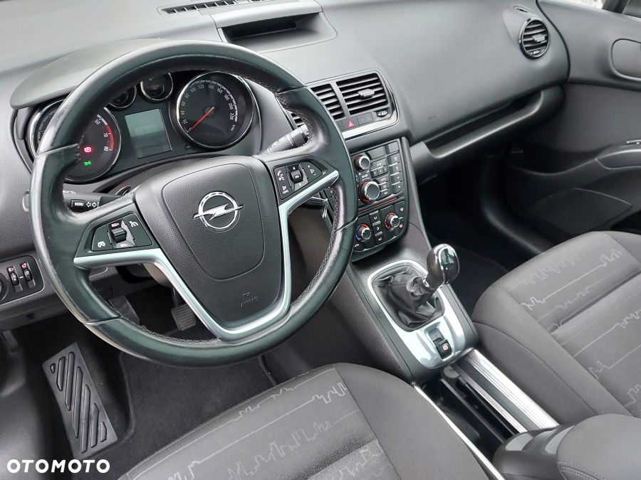 Opel Meriva 1.4 T Cosmo S&S - 14