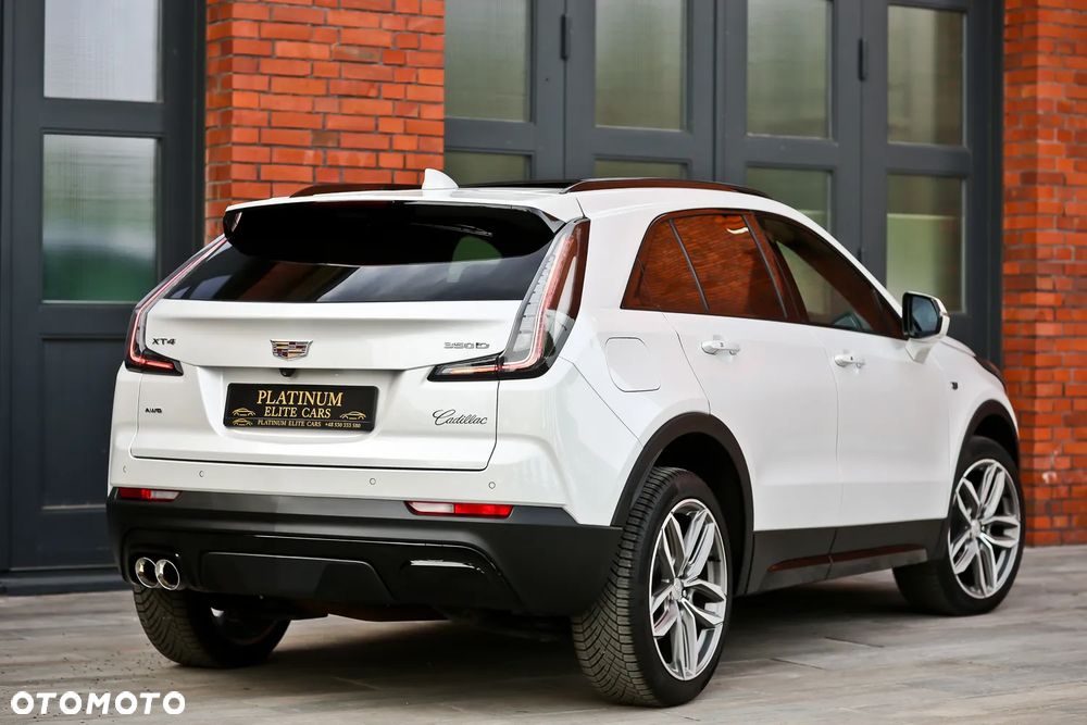Cadillac XT4 350D AWD Launch Edition Sport - 15