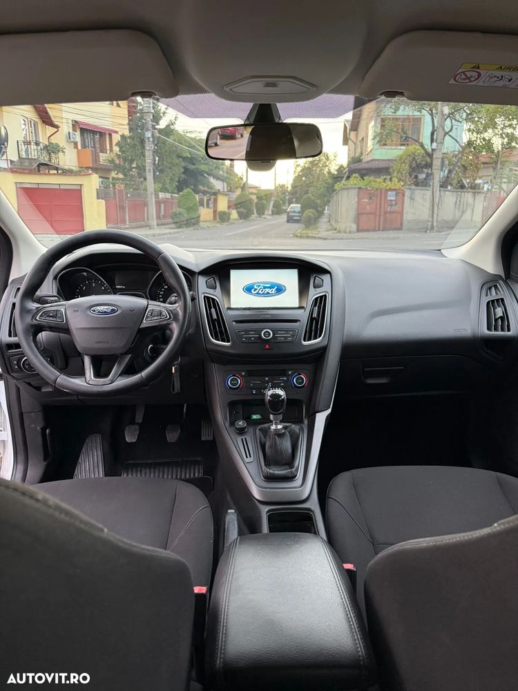 Ford Focus - 7