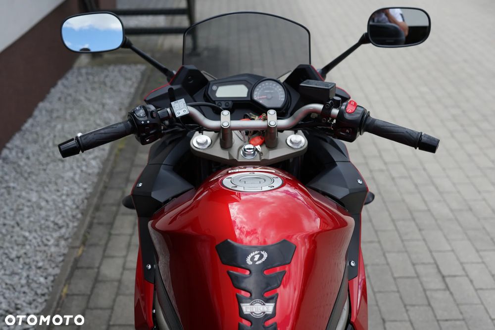 Yamaha XJ - 16